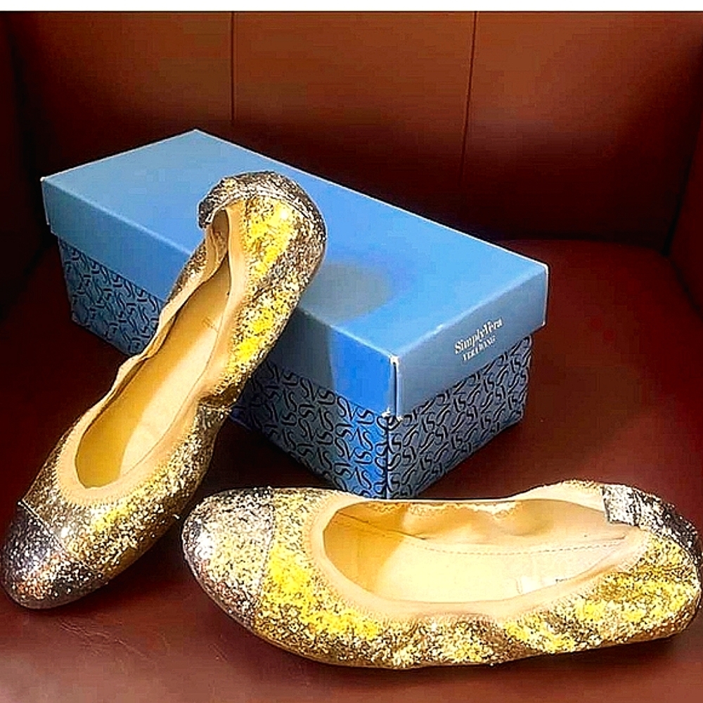 Vera Wang Sparkly Ballet Flats